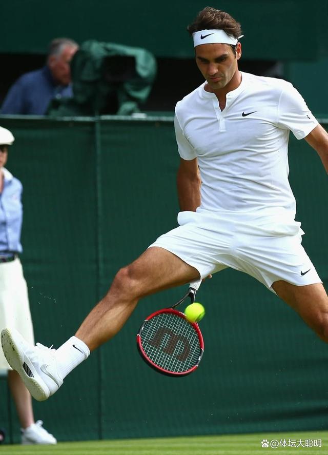 比赛局势复杂首场状态出色，加拿大队观众沸腾！，费德勒重返赛场引发球迷热议的简单介绍